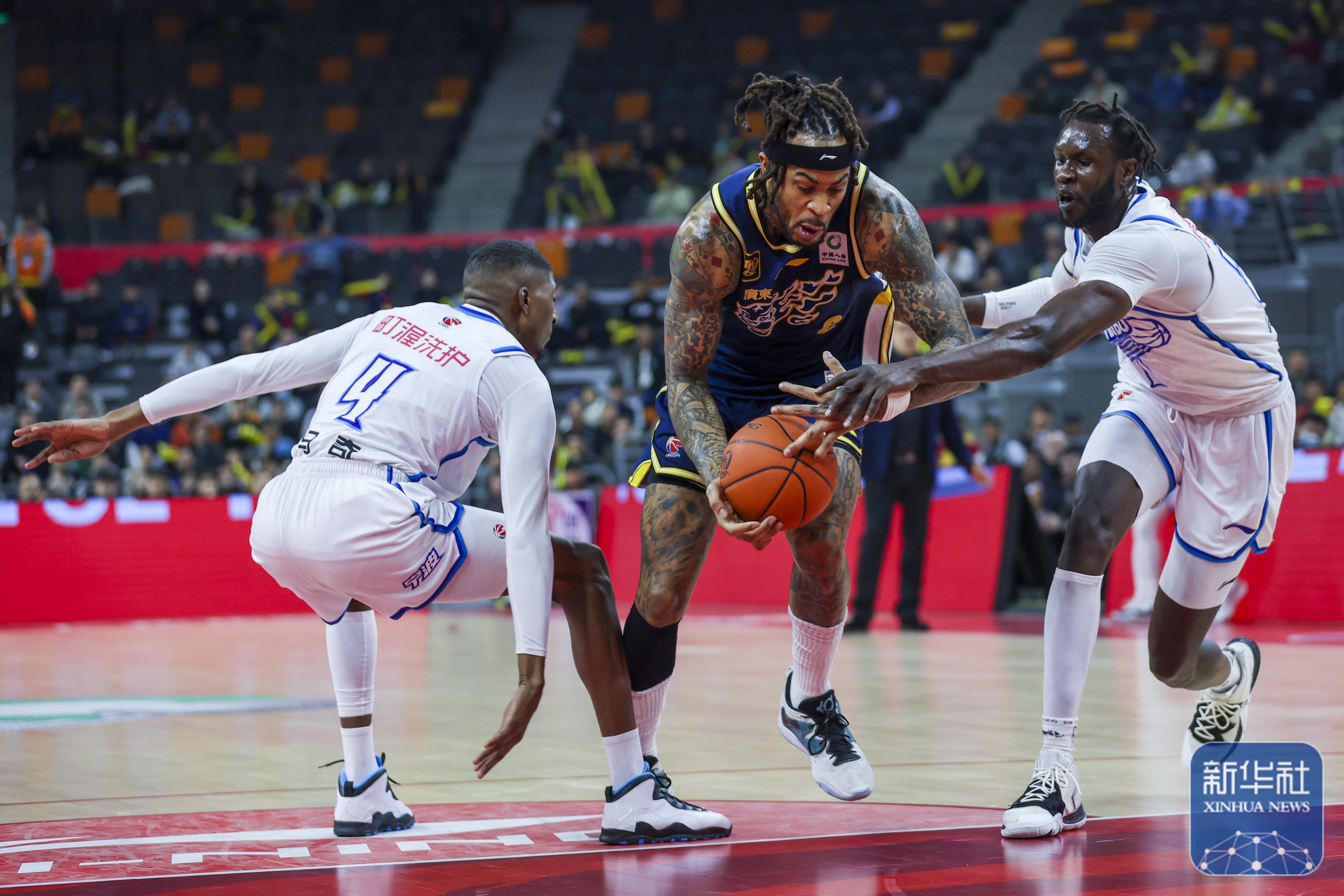 友博国际 -赛前亚特兰大备战NBA季后赛，完成体检细节曝光，气氛紧张，训练强度明显提升的简单介绍