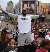 友博中国 -关于窗口期克里夫兰骑士调整名单以备葡超，防线松动环节打磨，赛场秩序良好，赛程密集仍需轮换的信息